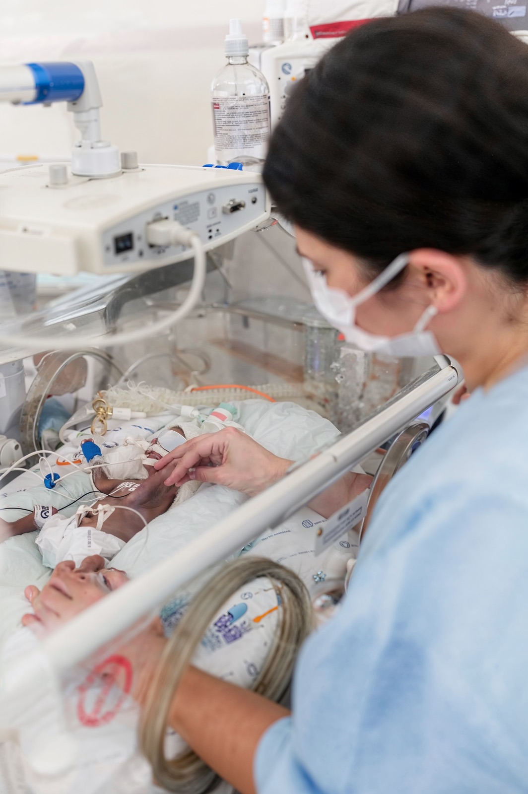 Noventa anos de queda da mortalidade neonatal